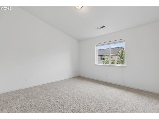 2718 Nw 117TH Cir, Vancouver, WA 98685