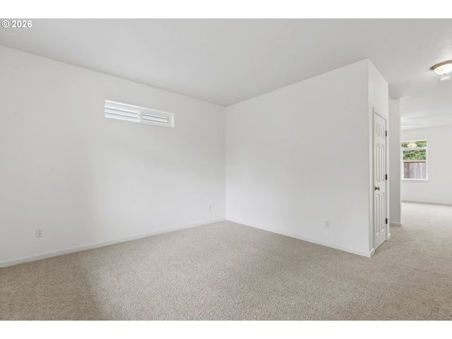 2718 Nw 117TH Cir, Vancouver, WA 98685