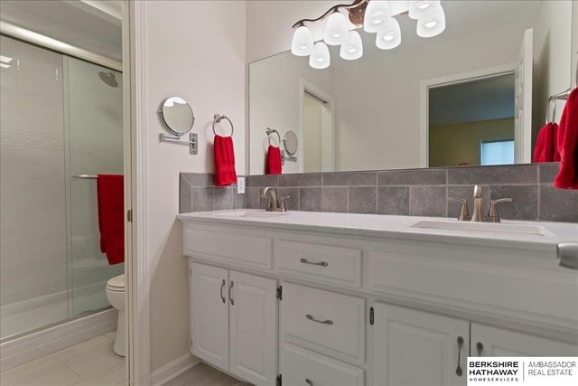 7412 S 174th Street, Omaha, NE 68136