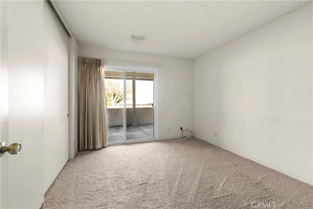 19002 Avenue Of The Oaks, Newhall, CA 91321