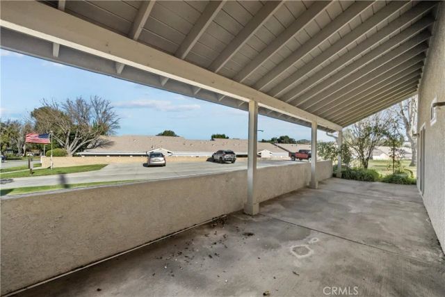 19002 Avenue Of The Oaks, Newhall, CA 91321