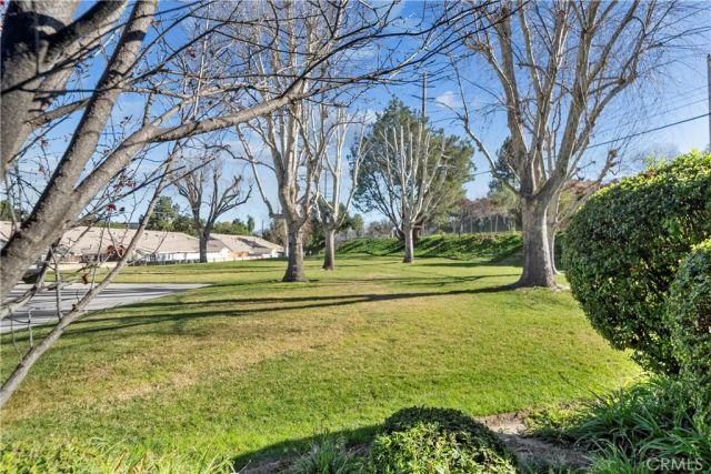 19002 Avenue Of The Oaks, Newhall, CA 91321