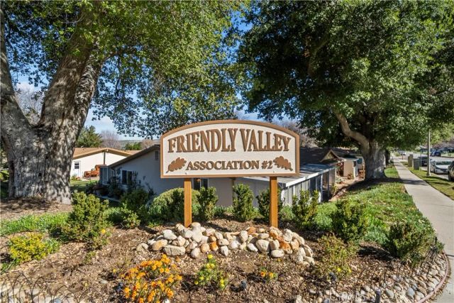 19002 Avenue Of The Oaks, Newhall, CA 91321