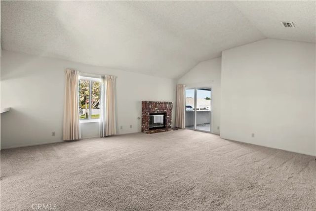 19002 Avenue Of The Oaks, Newhall, CA 91321