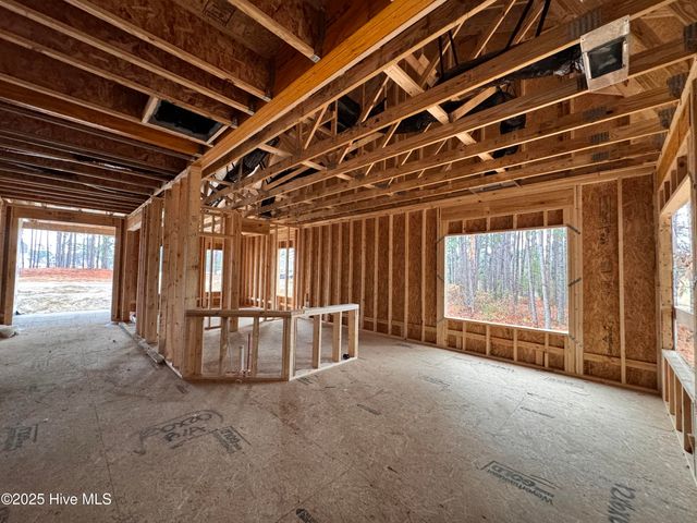 432 Redwater Trail 595, Aberdeen, NC 28315