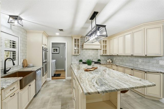 2630 S TANNER ROAD, Orlando, FL 32820