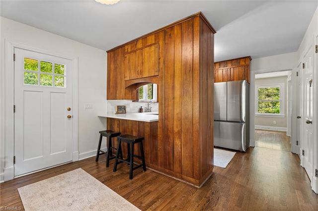 817 Clovelly Road, Winston-salem, NC 27106