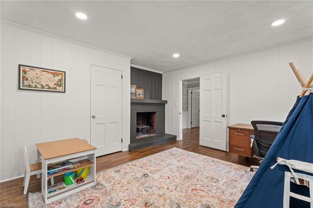 817 Clovelly Road, Winston-salem, NC 27106