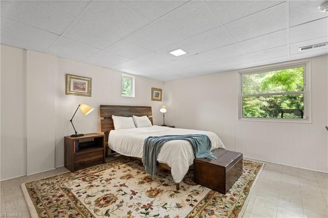 817 Clovelly Road, Winston-salem, NC 27106