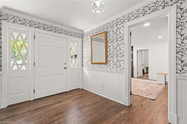 817 Clovelly Road, Winston-salem, NC 27106