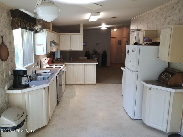 136 BOOTS Road, Melrose, FL 32666