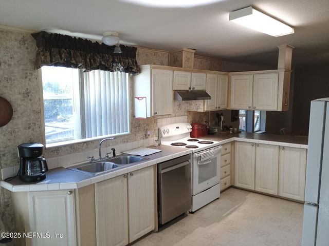 136 BOOTS Road, Melrose, FL 32666