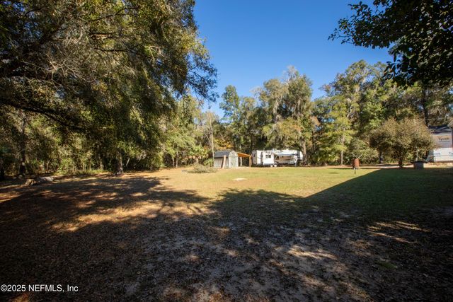 136 BOOTS Road, Melrose, FL 32666