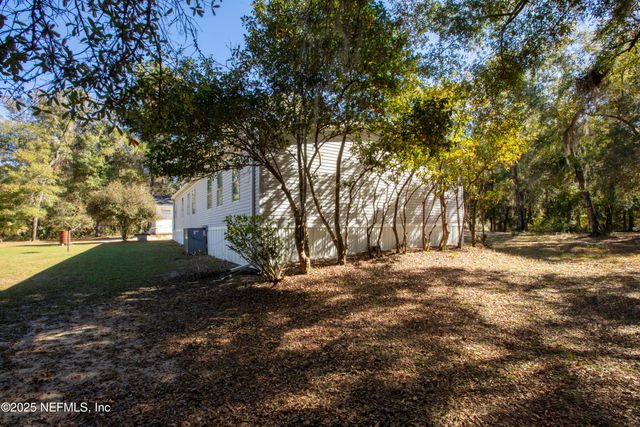 136 BOOTS Road, Melrose, FL 32666