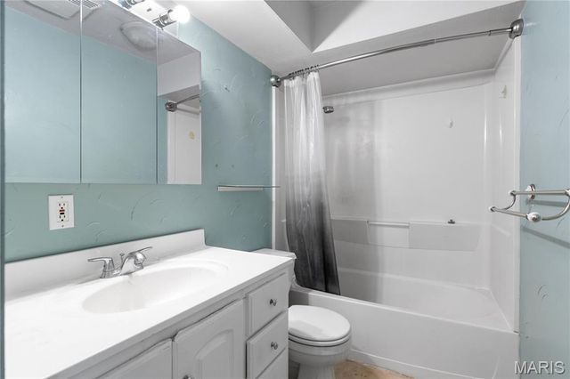 1719 Edwards Street, St Louis, MO 63110