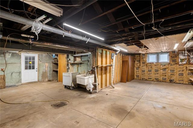 1719 Edwards Street, St Louis, MO 63110