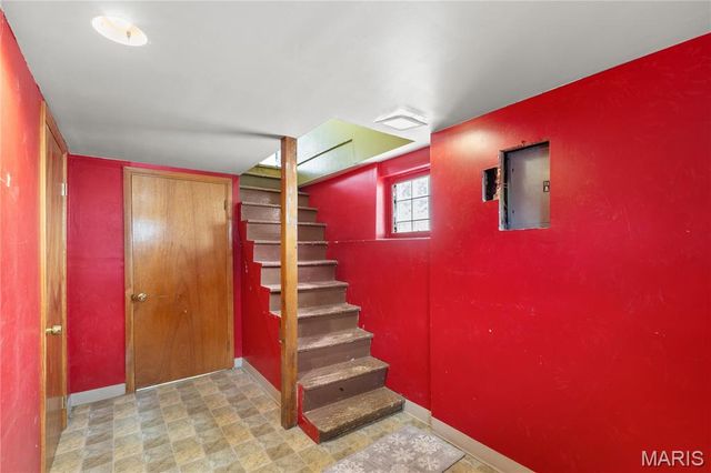 1719 Edwards Street, St Louis, MO 63110