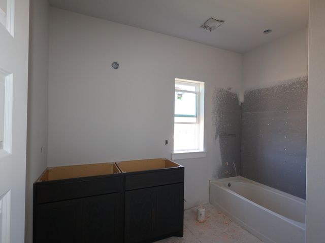 816 Purmela ST, Leander, TX 78641