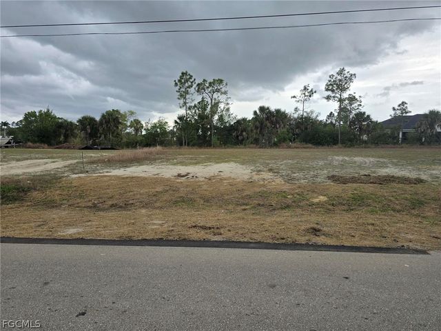 1440 NE 33rd ST, Cape Coral, FL 33909