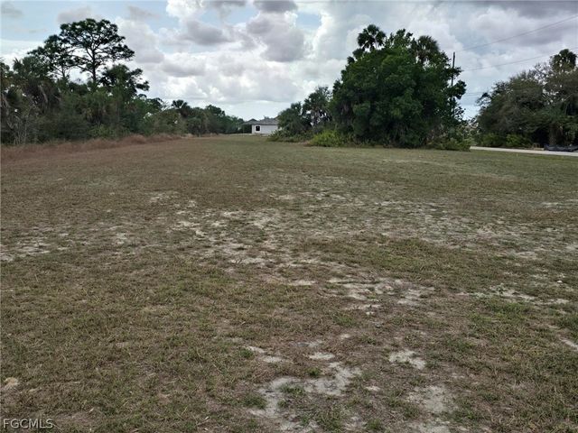 1440 NE 33rd ST, Cape Coral, FL 33909