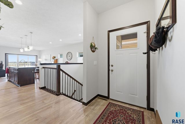 9700 W Broek Dr Drive, Sioux Falls, SD 57106