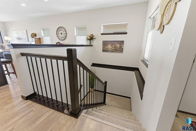 9700 W Broek Dr Drive, Sioux Falls, SD 57106