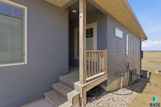 9700 W Broek Dr Drive, Sioux Falls, SD 57106