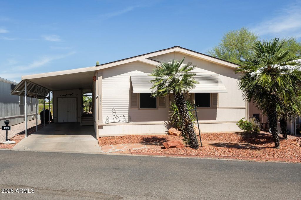 Image 1 of property listing at 17200 W BELL Road 1575, Surprise, AZ 85374