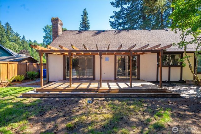 7705 132nd Street Ct E, Puyallup, WA 98373