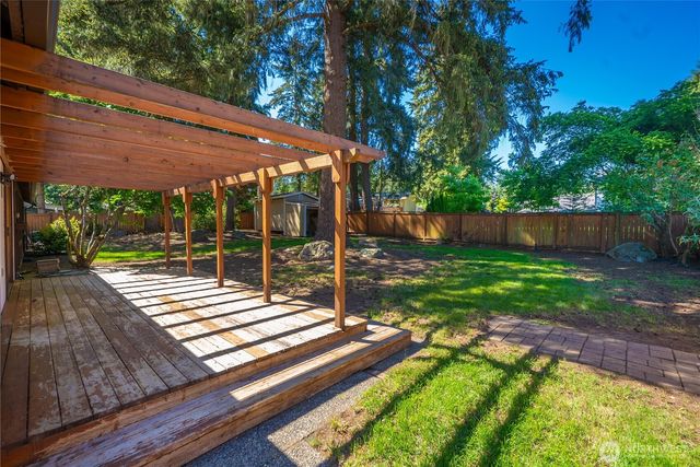 7705 132nd Street Ct E, Puyallup, WA 98373