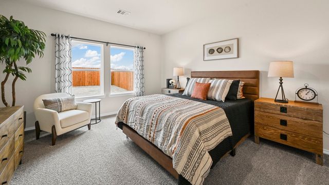 641 Glee Stem Road, Lavon, TX 75166