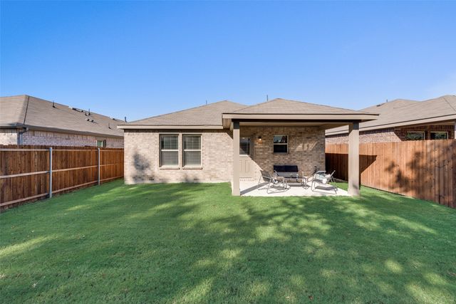 124 Essex Drive, Mesquite, TX 75149