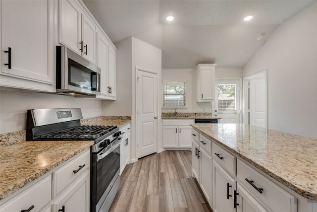124 Essex Drive, Mesquite, TX 75149