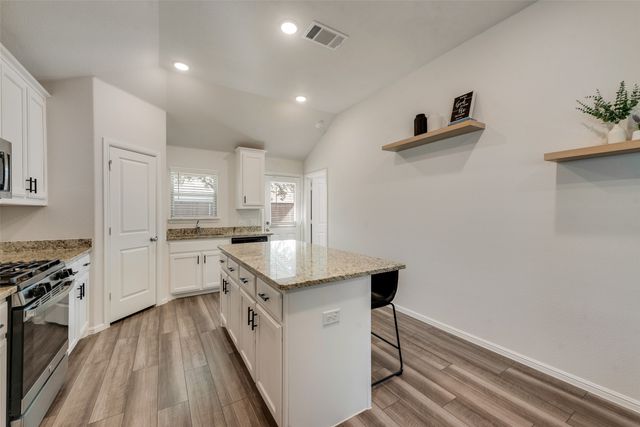 124 Essex Drive, Mesquite, TX 75149
