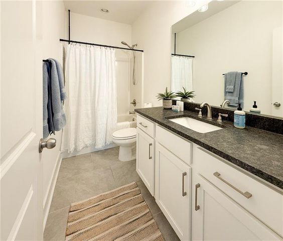 5736 Main Street, Flowery Branch, GA 30542