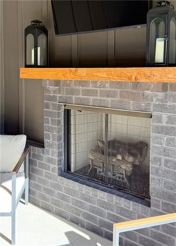 5736 Main Street, Flowery Branch, GA 30542