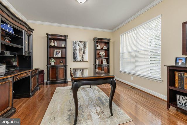 301 LONG MEADOW DR, Mullica Hill, NJ 08062