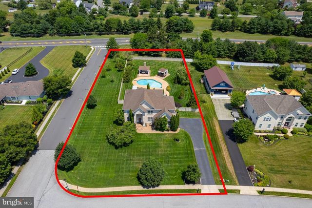 301 LONG MEADOW DR, Mullica Hill, NJ 08062
