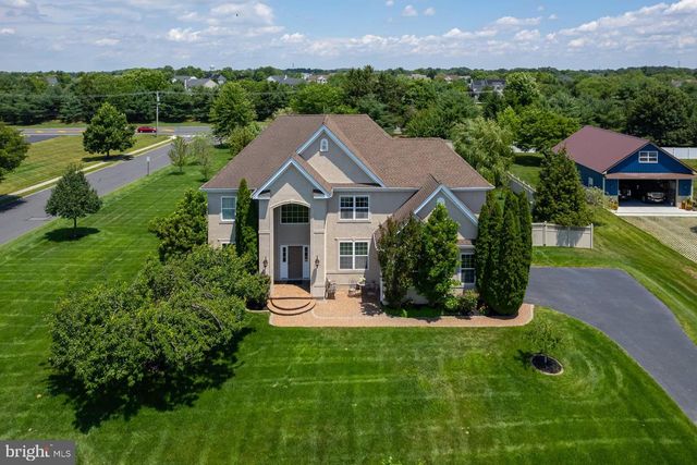 301 LONG MEADOW DR, Mullica Hill, NJ 08062