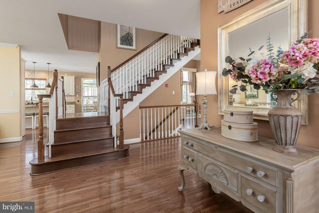 301 LONG MEADOW DR, Mullica Hill, NJ 08062