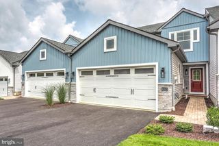 4326 HEATHER LN #6, Columbia, PA 17512
