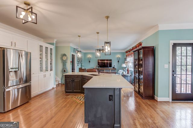 663 Gold Creek Drive, Dawsonville, GA 30534