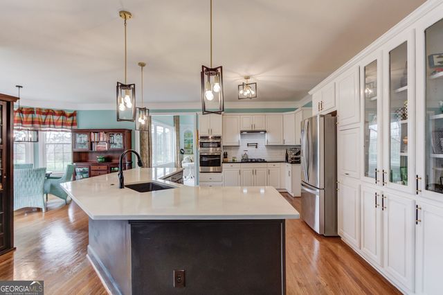 663 Gold Creek Drive, Dawsonville, GA 30534