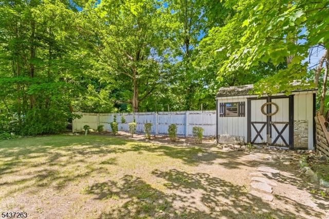 54 Summit Dr, Wantage Twp., NJ 07461