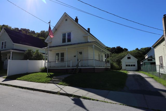 15 George Street, Barre City, VT 05641