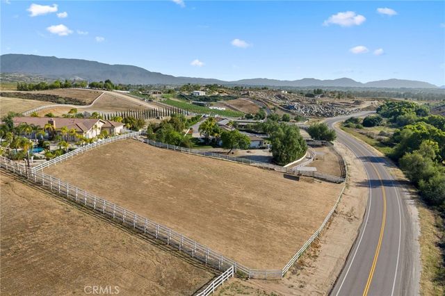 39099 Calle Jojoba, Temecula, CA 92592