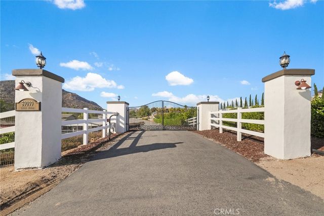 39099 Calle Jojoba, Temecula, CA 92592