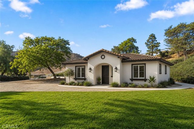39099 Calle Jojoba, Temecula, CA 92592