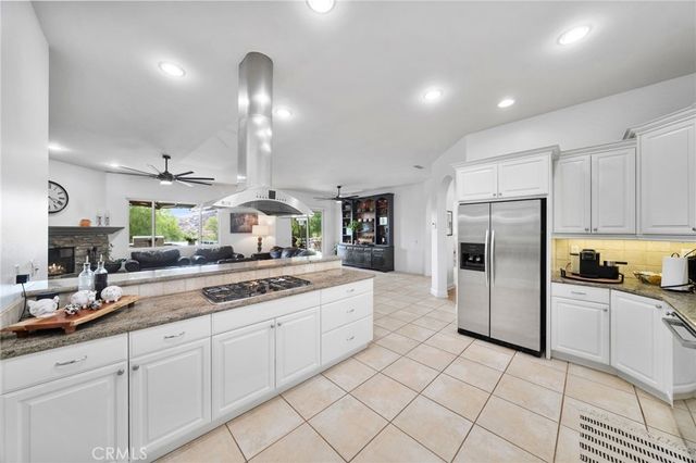 39099 Calle Jojoba, Temecula, CA 92592