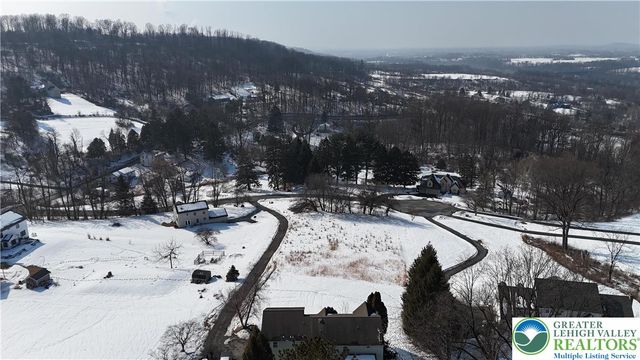 15 Spring Water Court, Easton, PA 18042